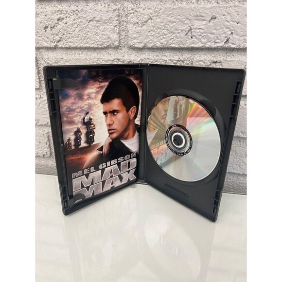 Mad Max Beyond Thunderdome Mel Gibson 2 Set - Picture 7 of 9